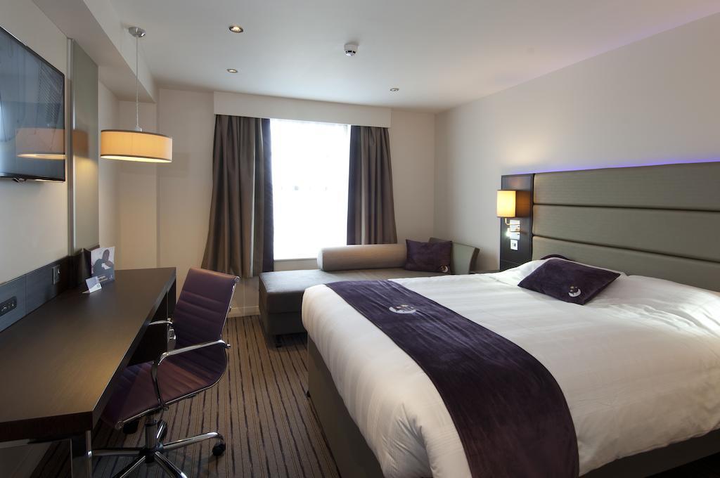 Premier Inn Флит Номер фото